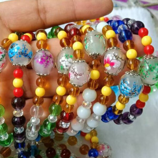 Randomly painted single bead bracelet