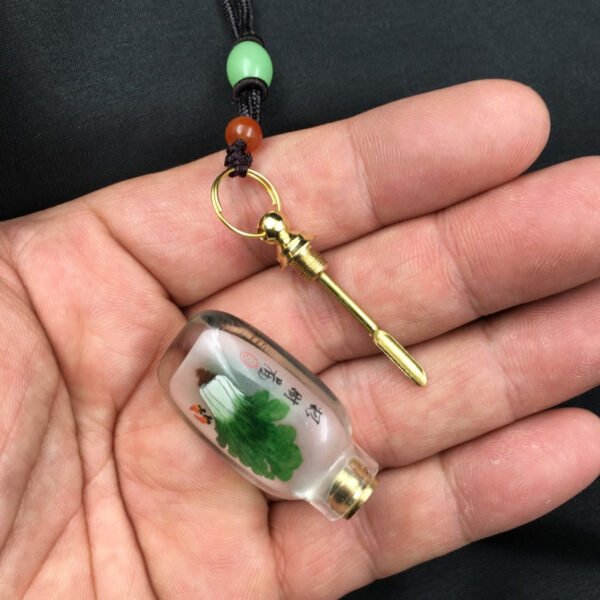 Purely handmade DIY painted car pendants, backpack pendants, small bottle pendants