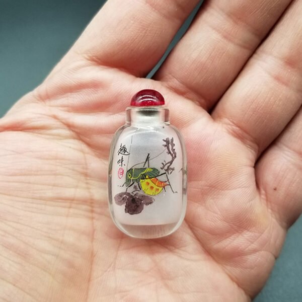Small inner-painted snuff bottle as a gift for classmates and friends, a small plaything