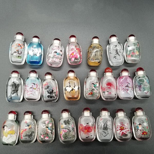 Small inner-painted snuff bottle as a gift for classmates and friends, a small plaything