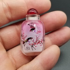 Small inner-painted snuff bottle as a gift for classmates and friends, a small plaything